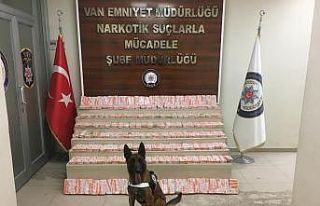 Yatak odasına gizlenen 102 kilo eroin, Zeyna’ya...