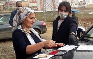 Yüksekova’da bin TL’lik yardımlar hak sahiplerine...