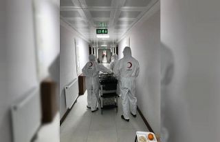 Yurtlara 3 öğün Kızılay tarafından yemek veriliyor