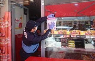 Zabıta, işyerlerine uyarı afişi astı