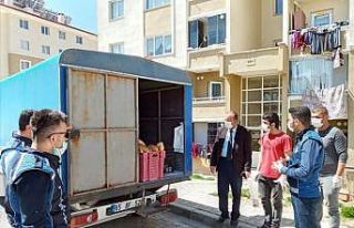 Zabıtadan çocuklara oyuncak
