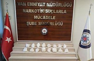 Zeyna’nın katıldığı aramada 9 kilo uyuşturucu...