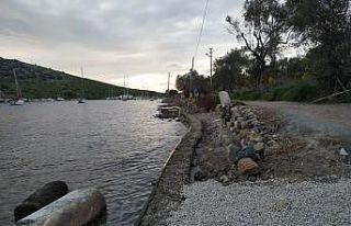 1. derece arkeolojik sit alanına duvar ördü