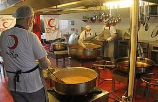 200 kahraman sağlık çalışanının iftarı Ramazan...