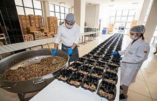 3 haftada 312 bin kişilik iftar paketi dağıtıldı