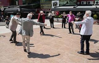 65 yaş üstü vatandaşlara Turgay Erdem sürprizi