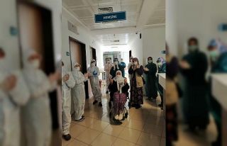 93 yaşında korona virüsünü yendi alkışlarla...