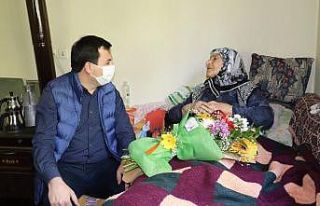 95 Yaşındaki Nürvet Nine’nin Anneler Günü unutulmadı