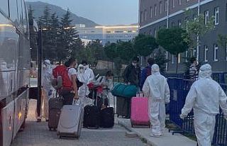 ABD’den gelen 147 Türk vatandaşı Isparta’da...