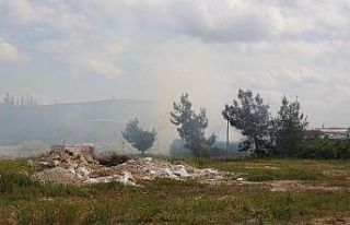 Adana’da kağıt fabrikasında yangın