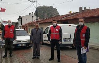 Afyonkarahisar’da Kızılay yağmur çamur demeden...