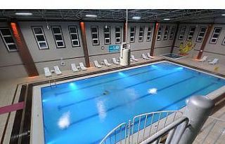 Afyonlular sokağa çıkma yasağını apart kaplıcalarda...