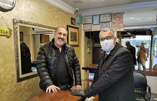 Ahlatcı’dan esnaf turu