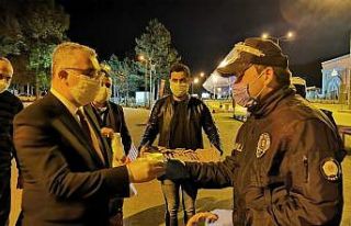 Ahlatcı’dan güvenlik güçleri ve sağlık çalışanlarına...