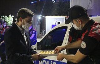 AK Gençlik Ankara’dan emniyet güçlerine moral...