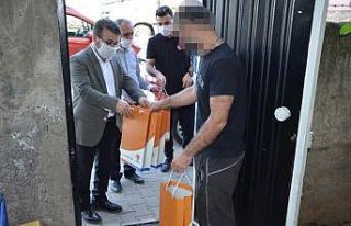 AK Parti Batman İl Başkanlığı dar gelirli ailelere...