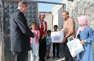 Akçakale’de ihtiyaç sahibi ailelere gıda desteği