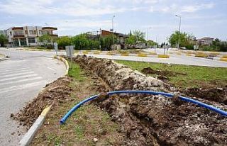 Akkonut Kavşağına otomatik sulama sistemi döşendi