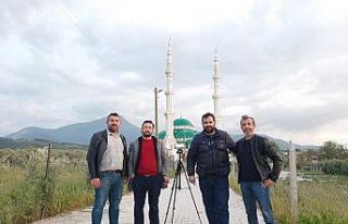 Akşam ezanlarını canlı yayınlıyorlar