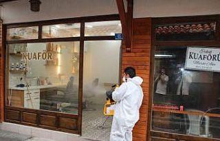 Akşehir’de berber ve kuaför salonları dezenfekte...