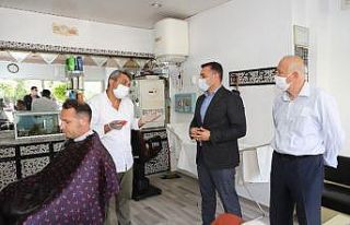 Alanya’da berber ve kuaförlere açılış destek...