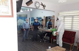 Aliağa’da berber ve kuaförler hizmete hazır