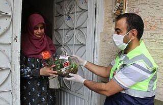 Anneler gününde şehit anne ve eşleri de unutulmadı