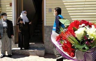 Anneler Günü’nde şehit oğlunun kabrine gitmek...