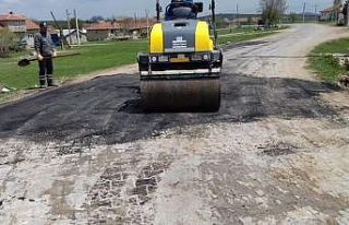 Aslanapa’da köy yolu çalışmaları