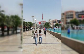 Aydın’da gençler sokağa akın etti