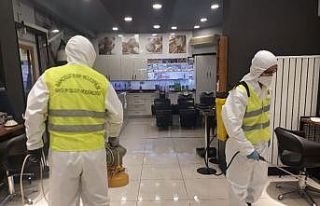 Bahçelievler’de kuaförlerde temizlik çalışmaları...