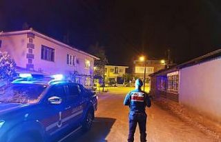 Balıkesir’de jandarma ekipleri huzur uygulaması...