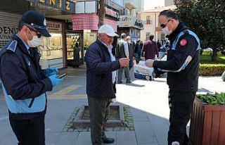 Balıkesir’de maskesiz sokağa çıkmak yasaklandı