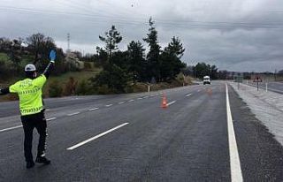 Balıkesir’de polis 2 bin 166 aracı denetledi