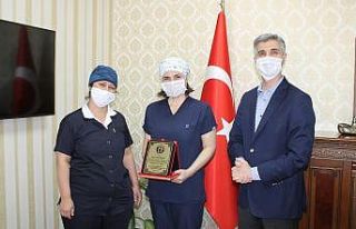 Başhekim Zengin hemşireleri unutmadı