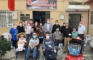 Başkan Akın ve başkan yardımcılarından anlamlı...