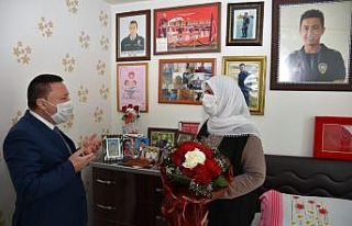 Başkan Beyoğlu’ndan Anneler Gününde şehit annelerine...