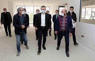 Başkan Büyükakın Gebze Akademi Liseyi inceledi