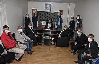 Başkan Erdem’den kuaför ve berberlere destek sözü