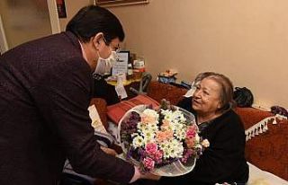 Başkan Özcan şehit annelerini unutmadı