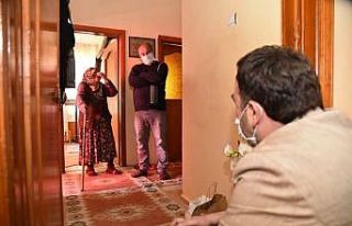 Başkan Özlü vefakâr anneleri unutmadı