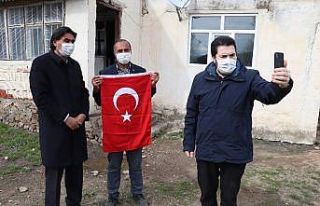 Başkan Sayan, çocukları dağa kaçırılan aileleri...