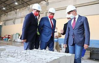 Başkan Soyer, bayramlaşmaya İZBETON’da başladı