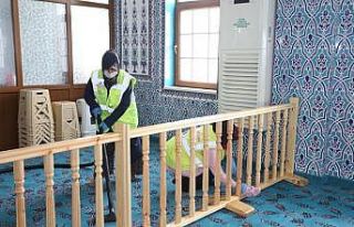 Başkan Tütüncü, camilerdeki dezenfekte çalışmalarını...