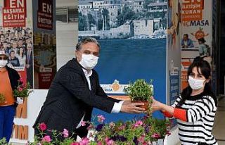 Başkan Uysal, Anneler Günü’nü kutladı