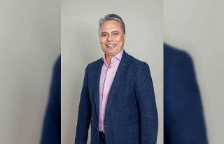 Başkan Uysal’dan sanatçılara destek