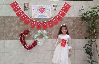 Bayraklılı çocuklar 100. yıla iz bıraktı