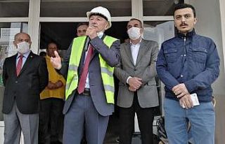 Belediye, işçilerin 20 yıllık borcunu ödedi