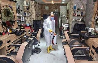 Berber ve kuaförler, dezenfekte ediliyor