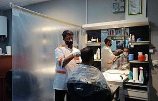 Berberden, sosyal izolasyon için şeffaf izolasyon